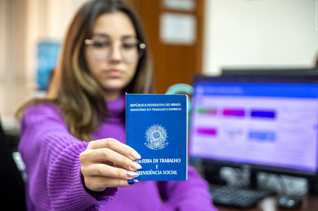 Estatuto do Aprendiz busca ampliar oportunidades e reduzir barreiras ao primeiro emprego no Brasil. Imagem: Fotos Públicas