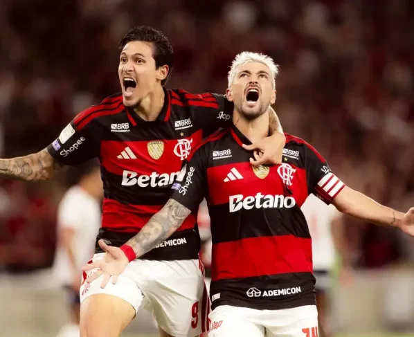 Flamengo vence Vitória na estreia da Copa do Brasil 2026 com gol de Pedro.