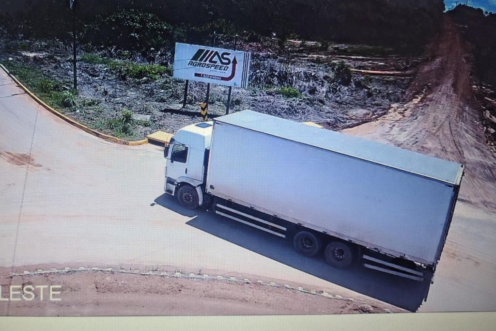 Policia prende entregador de cestas basicas do CV foto Reproducao